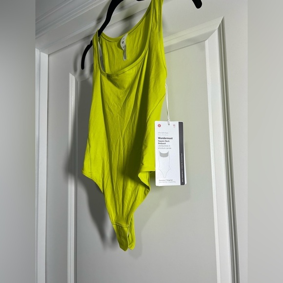 Lululemon Lichen Lime Green Bodysuit - Picture 4 of 6
